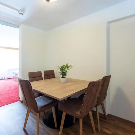 Falkner Apartman Längenfeld