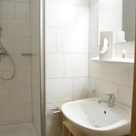 Falkner Apartman